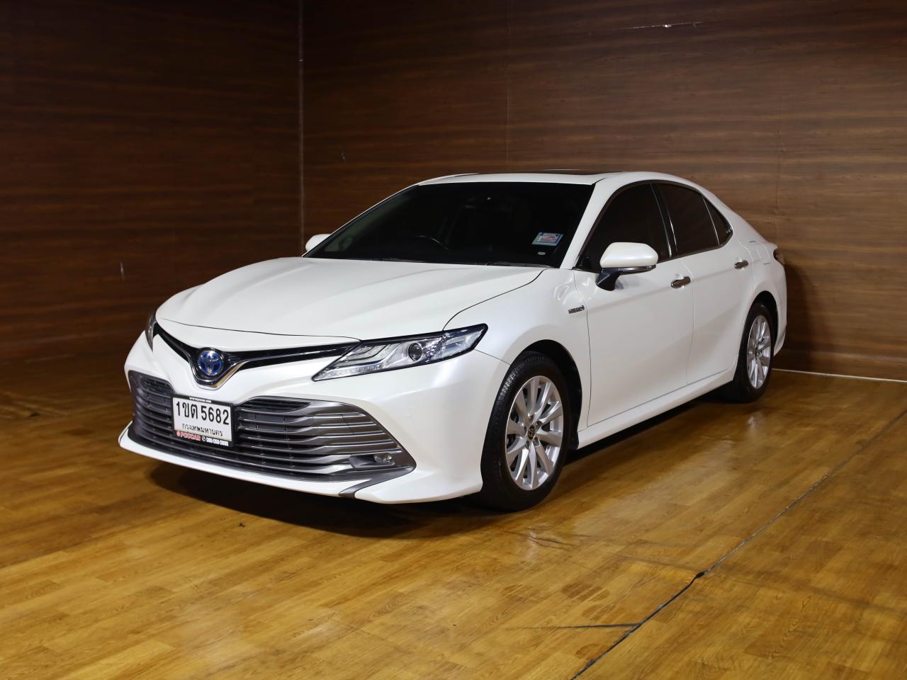 Toyota Camry 2023